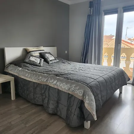 Piso Centrico Amplio-luminoso Lejlighed